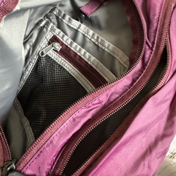 Eddie Bauer backpack π - Picture 5 of 16